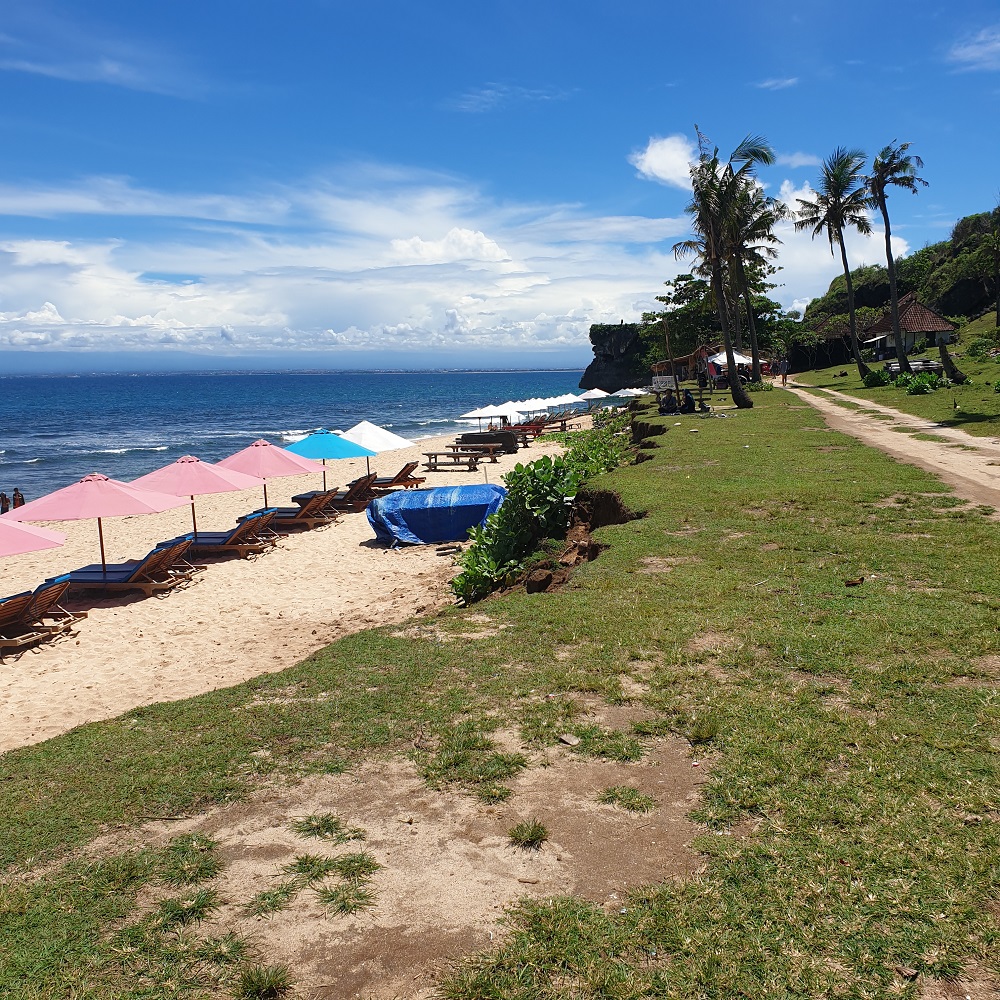 Balangan Beach