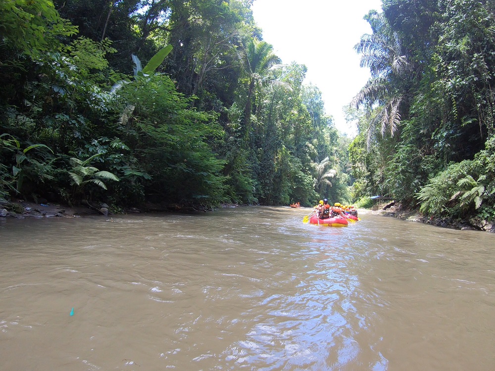 white water rafting in bali