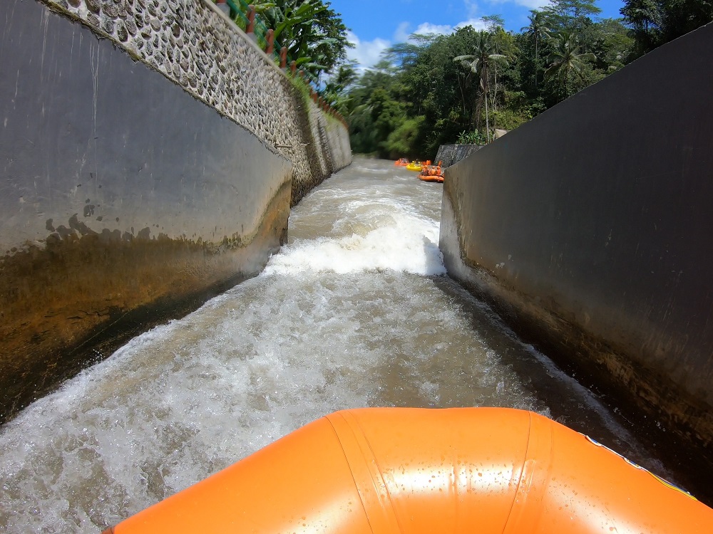 white water rafting in bali