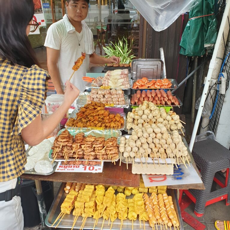 Khao San Road Bangkok - Gadsventure