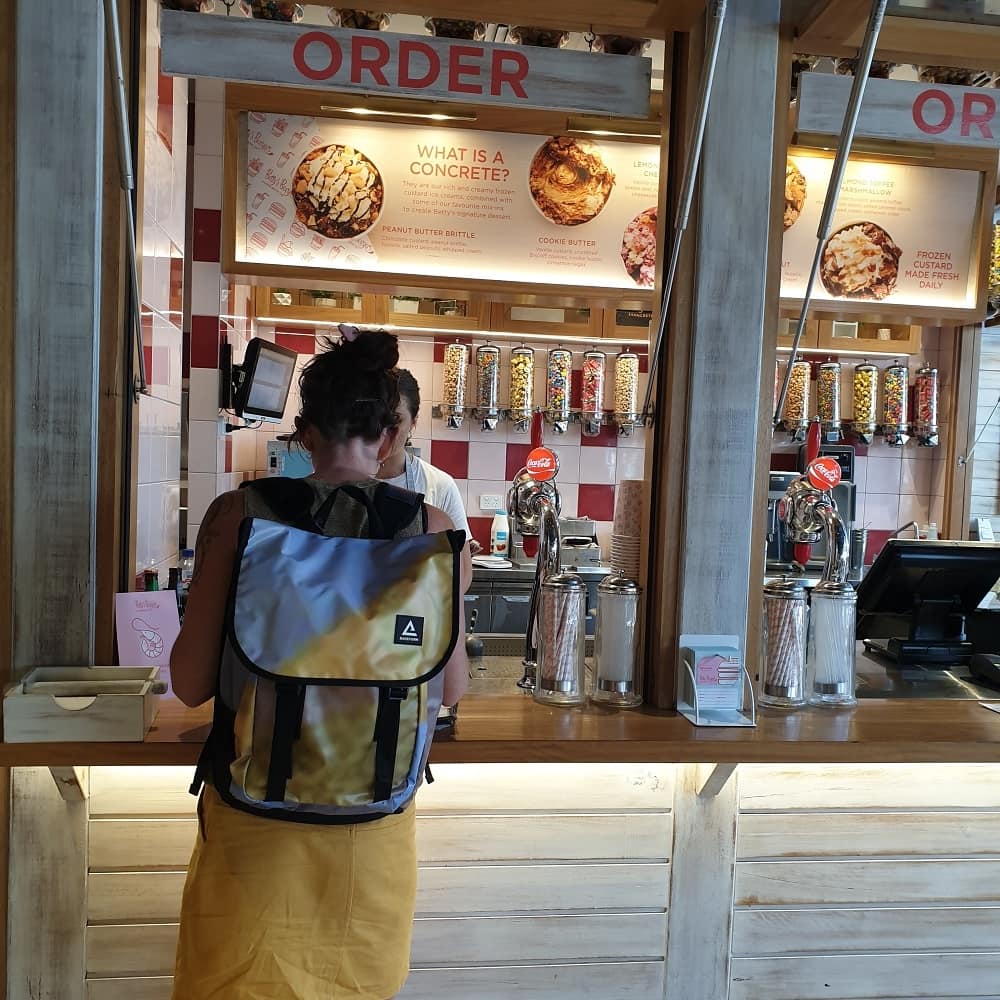 Ordering Food with a Rareform Bag