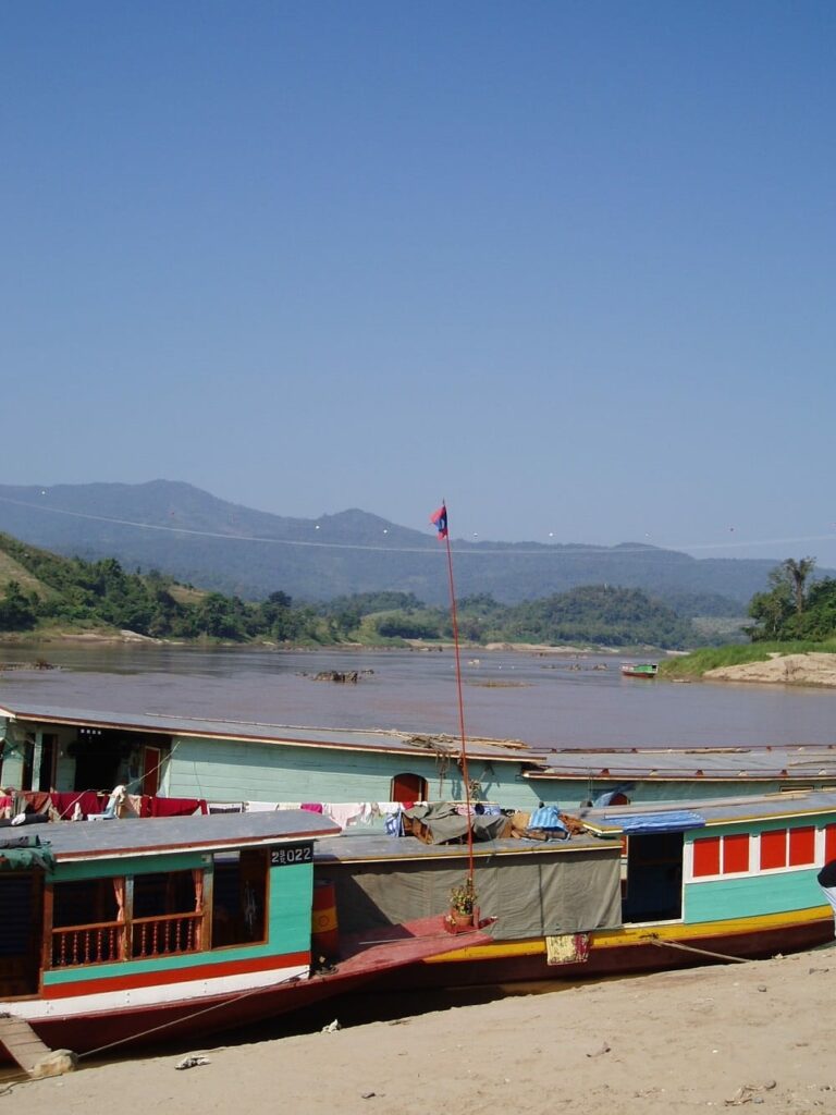 slow boat to luang prabang