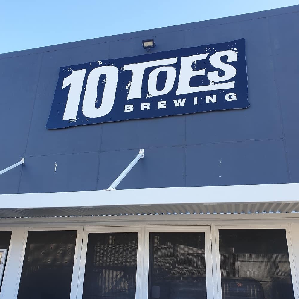 10 Toes Brewery